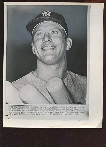 Orijinal Mart 11 1960 Mickey Manto Ödeme Kesim 8 X 10 Tel Fotoğraf-MLB İmzasız Çeşitli